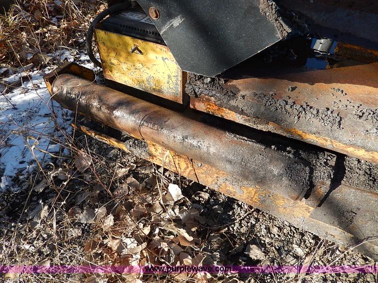 image for item I9456 Allatt C300 paver