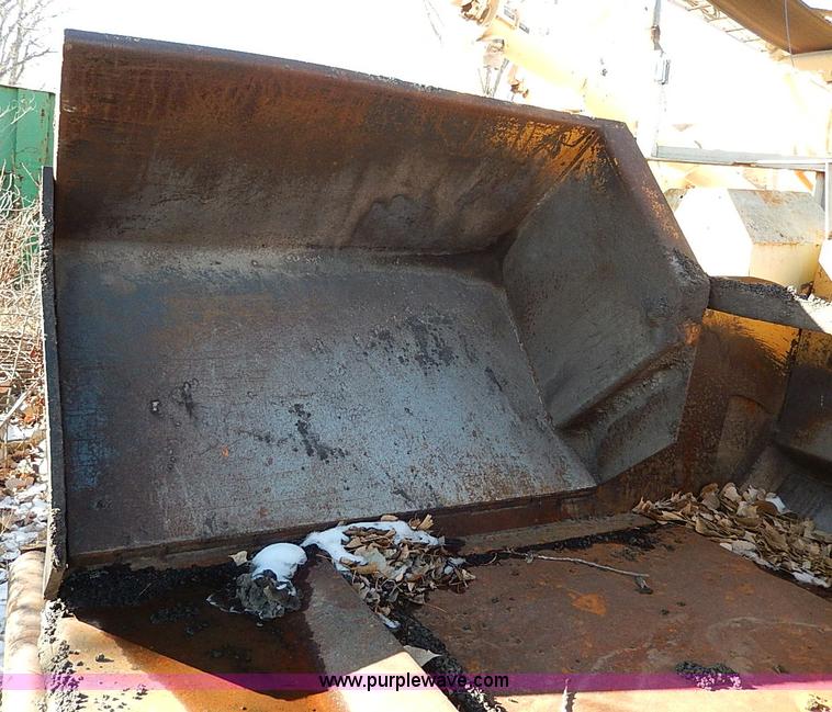 image for item I9456 Allatt C300 paver