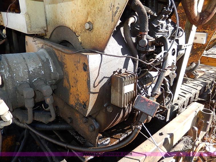 image for item I9456 Allatt C300 paver