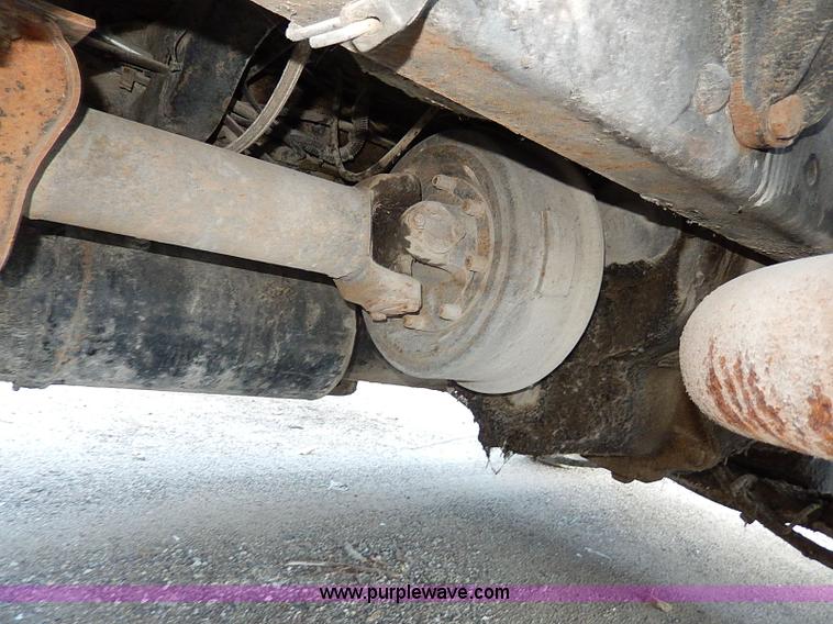 image for item I9476 1969 Mack R600 oil distributor truck