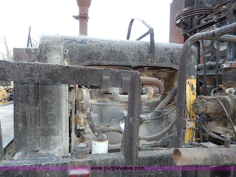 image for item I9476 1969 Mack R600 oil distributor truck