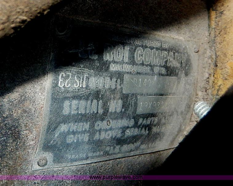 image for item I9476 1969 Mack R600 oil distributor truck