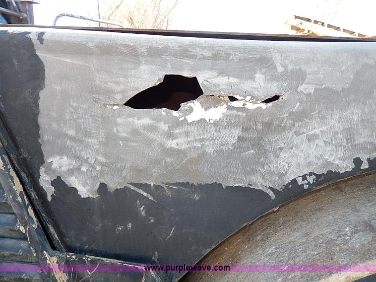 image for item I9482 1977 Hyster C615B vibratory smooth drum roller