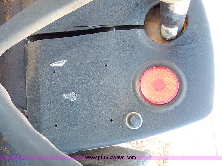 image for item I9482 1977 Hyster C615B vibratory smooth drum roller