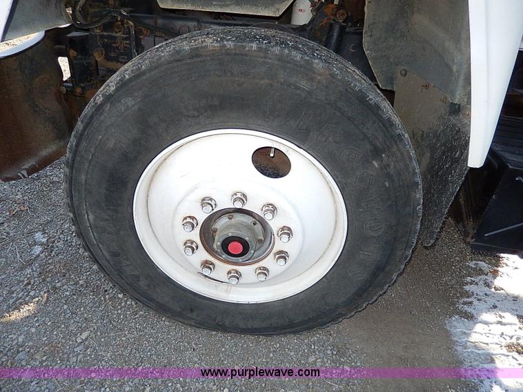 image for item I9485 1988 Mack R690ST dump truck