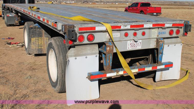 image for item C3613 2000 Manac 16248801 flatbed semi trailer
