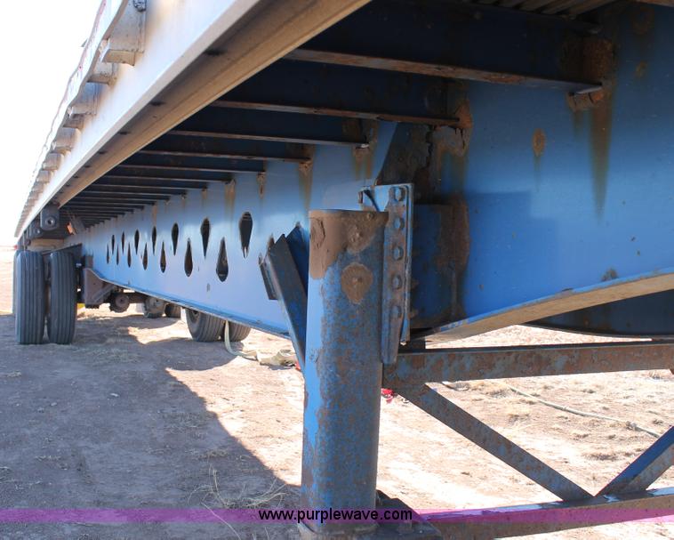 image for item C3613 2000 Manac 16248801 flatbed semi trailer