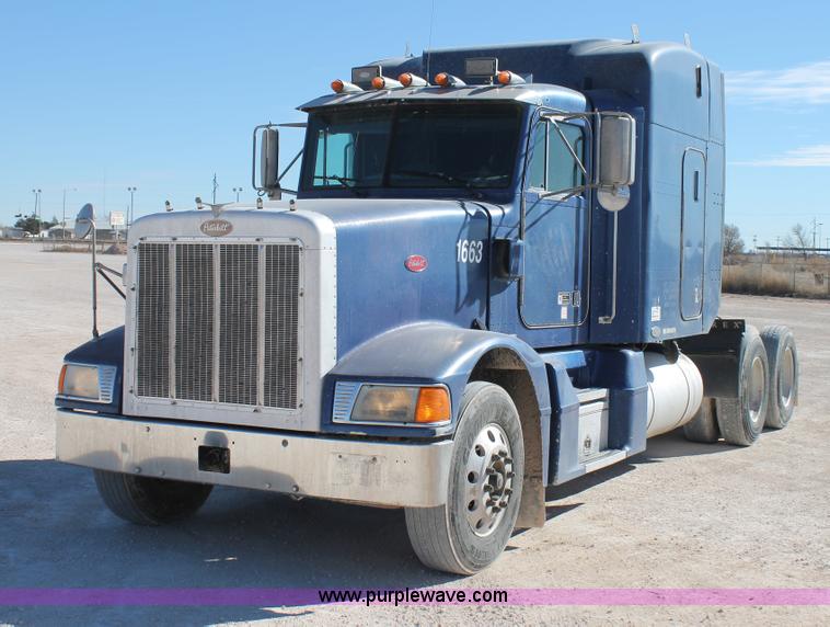 image for item C3627 1998 Peterbilt 377 semi truck