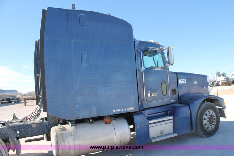image for item C3627 1998 Peterbilt 377 semi truck