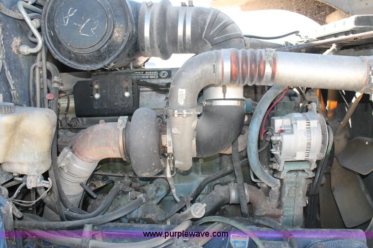 image for item C3627 1998 Peterbilt 377 semi truck