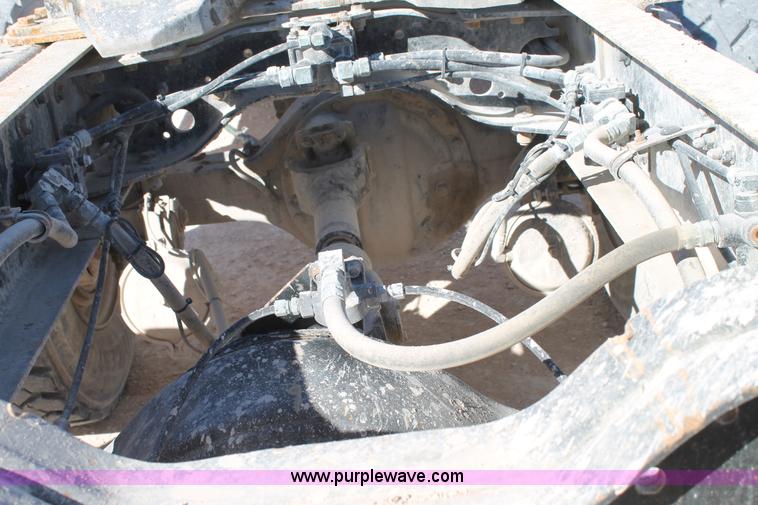 image for item C3631 1997 Mack CH613 semi truck