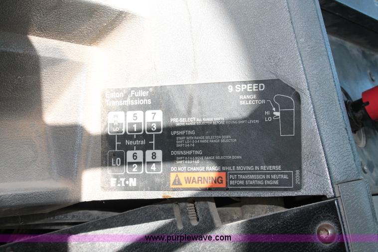 image for item C3631 1997 Mack CH613 semi truck