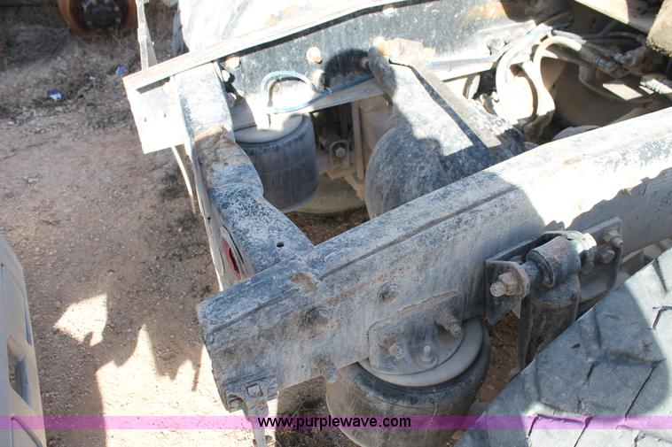 image for item C3634 1998 Freightliner Century Class semi truck