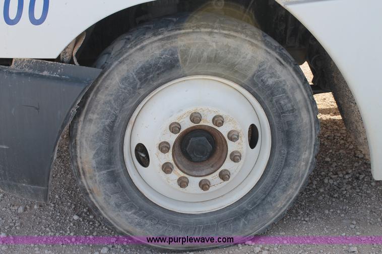 image for item C3634 1998 Freightliner Century Class semi truck