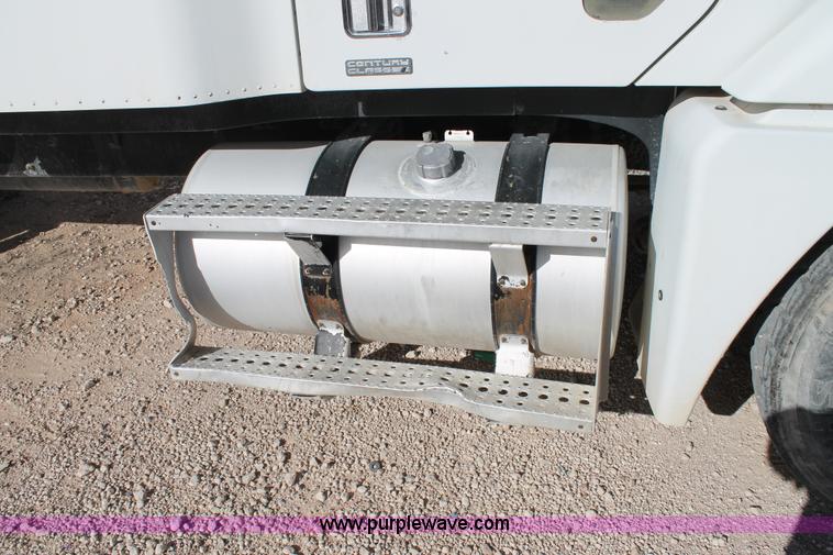 image for item C3634 1998 Freightliner Century Class semi truck