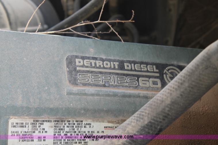 image for item C3634 1998 Freightliner Century Class semi truck