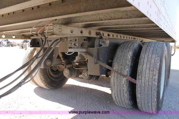 image for item C3636 2001 Lufkin TFV-CLST dry van trailer