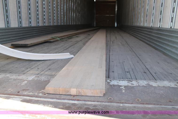 image for item C3636 2001 Lufkin TFV-CLST dry van trailer