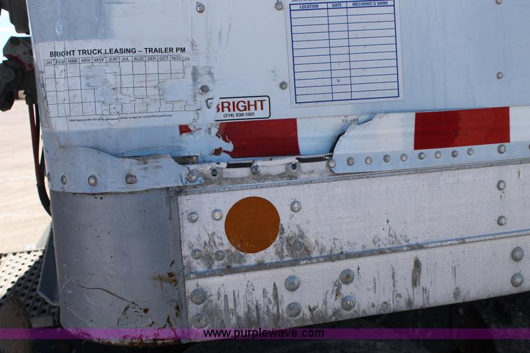 image for item C3636 2001 Lufkin TFV-CLST dry van trailer