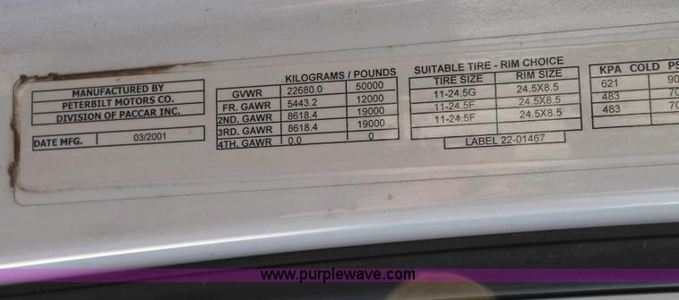 image for item C3638 2001 Peterbilt 387 semi truck