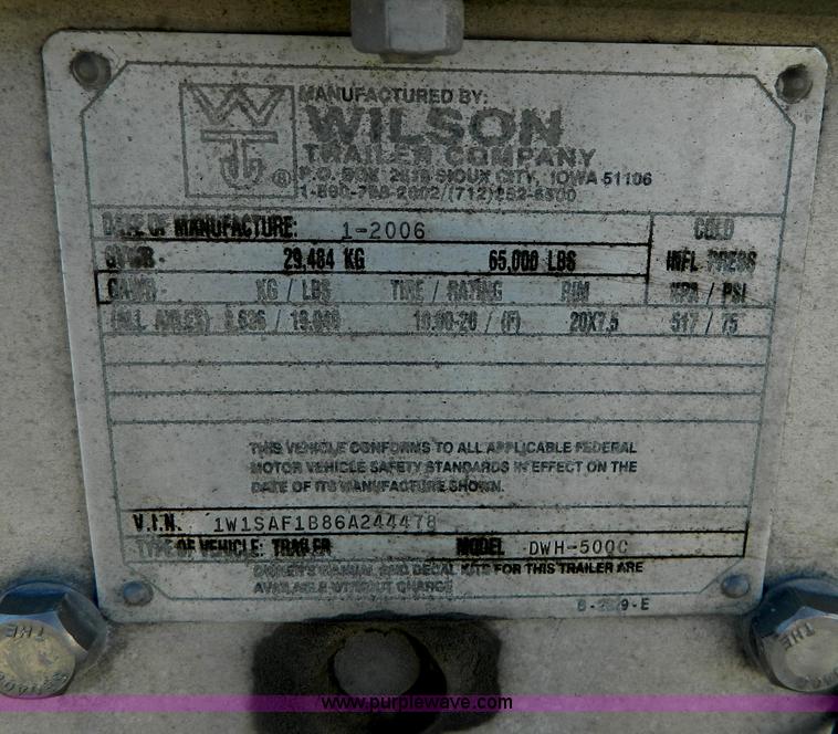 image for item D6078 2006 Wilson Pace Setter grain trailer