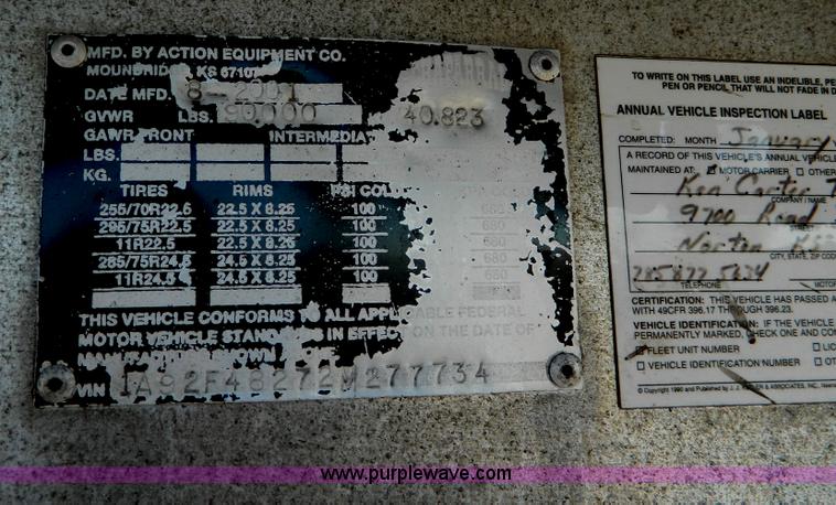 image for item D6082 2002 Chaparral aluminum trailer