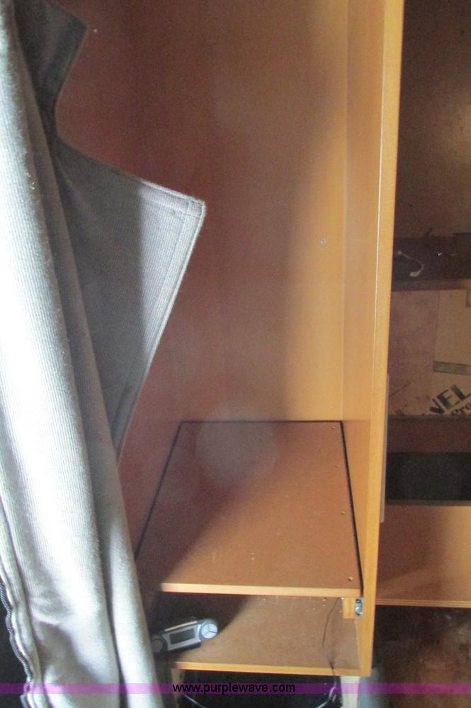 image for item E5241 2001 Peterbilt 379 semi truck