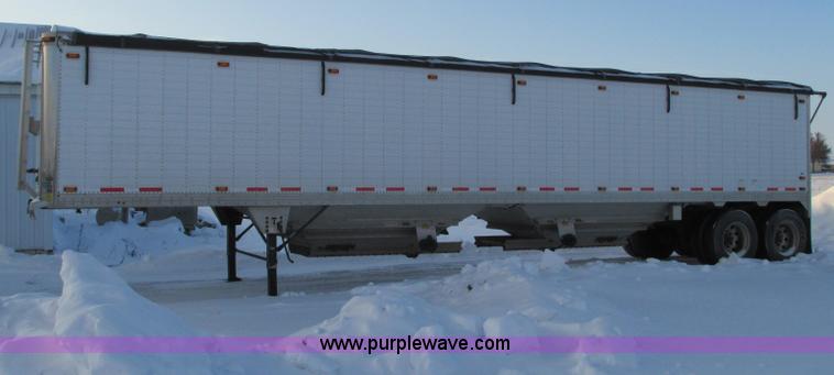 image for item E5242 2011 Timpte tandem axle hopper bottom trailer