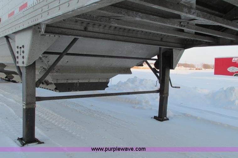 image for item E5242 2011 Timpte tandem axle hopper bottom trailer