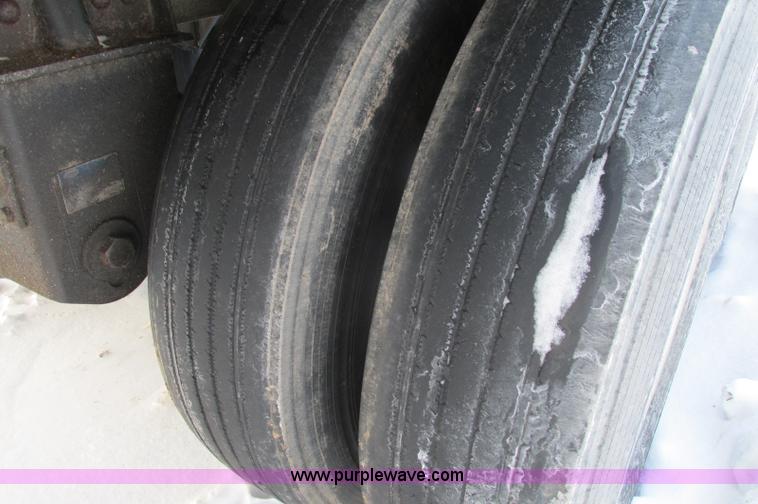 image for item E5242 2011 Timpte tandem axle hopper bottom trailer