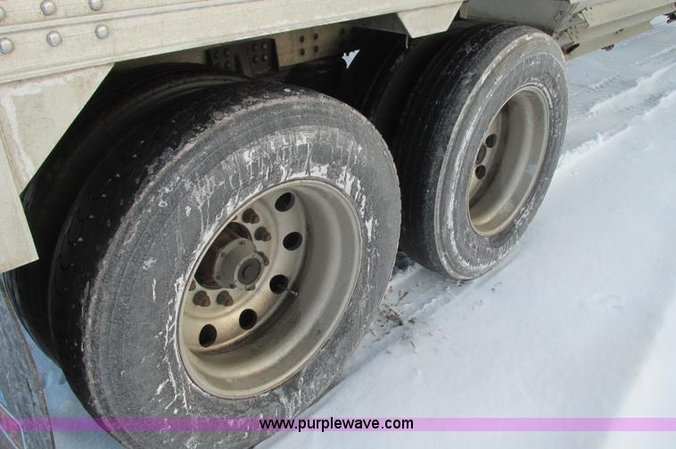 image for item E5242 2011 Timpte tandem axle hopper bottom trailer