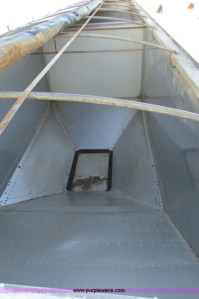 image for item E5242 2011 Timpte tandem axle hopper bottom trailer