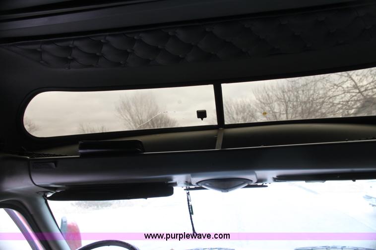 image for item G4454 1997 Kenworth T2000 semi truck