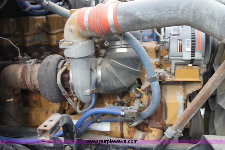 image for item G4454 1997 Kenworth T2000 semi truck