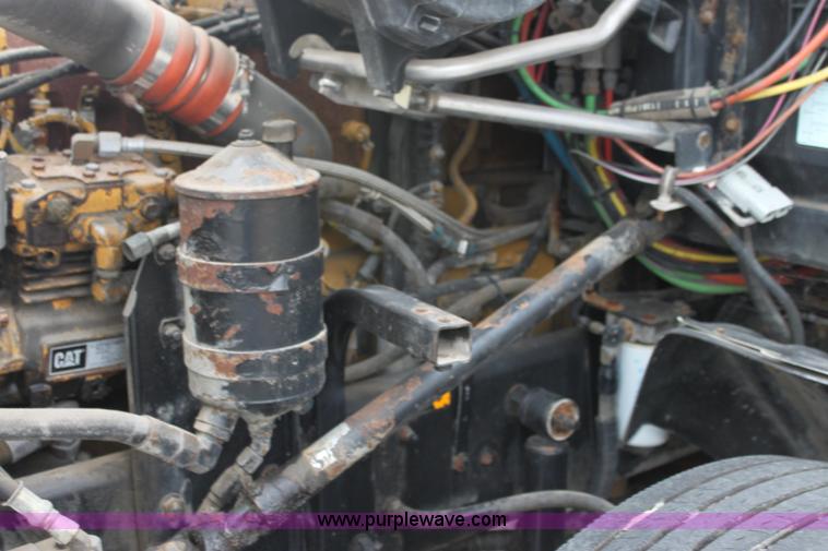 image for item G4454 1997 Kenworth T2000 semi truck