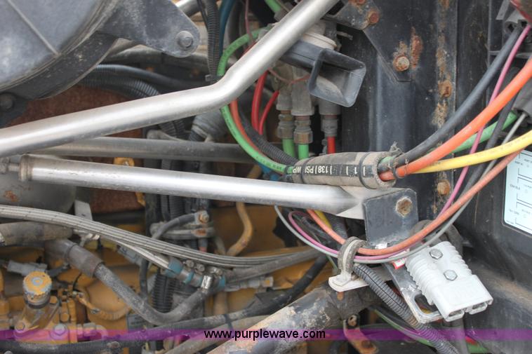 image for item G4454 1997 Kenworth T2000 semi truck