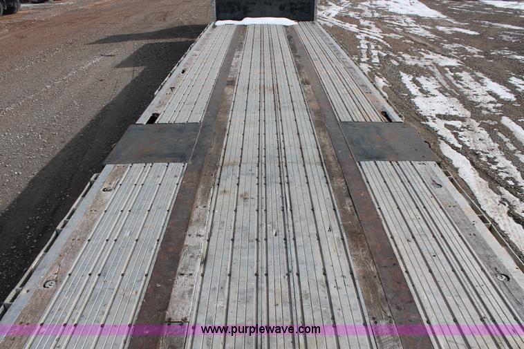 image for item H8356 2000 Transcraft 48' spread axle drop deck trailer