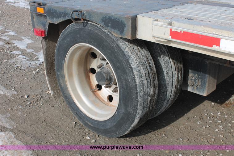 image for item H8356 2000 Transcraft 48' spread axle drop deck trailer