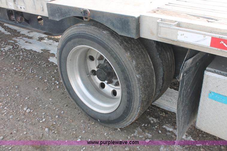 image for item H8356 2000 Transcraft 48' spread axle drop deck trailer