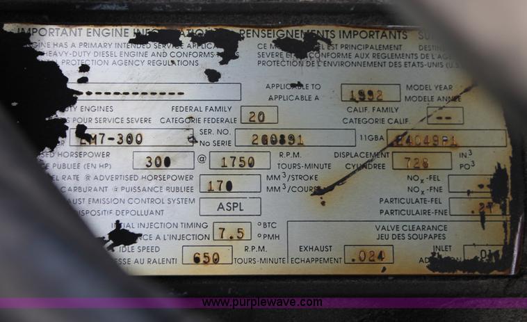 image for item H8375 1992 Mack CH613 semi truck