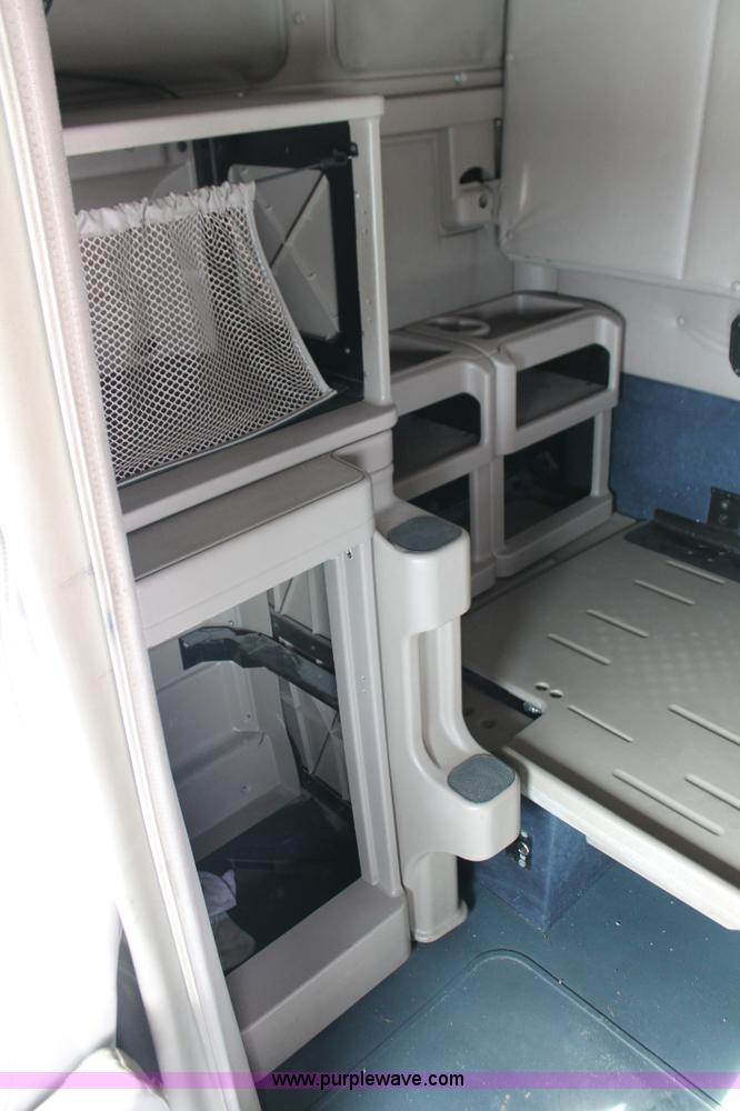 image for item H8376 2007 International 9400i semi truck