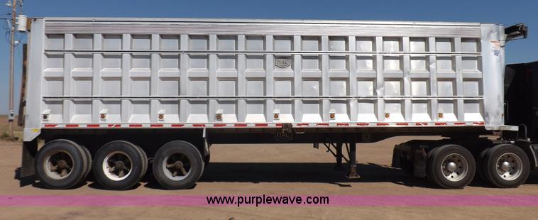image for item I7584 2000 Mack end dump trailer