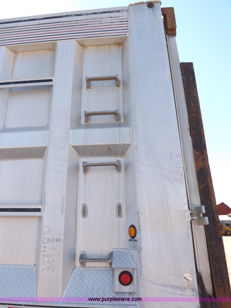 image for item I7584 2000 Mack end dump trailer