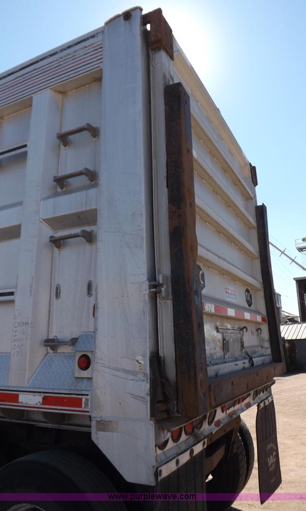 image for item I7584 2000 Mack end dump trailer