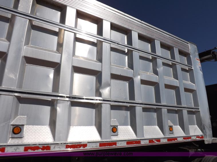 image for item I7584 2000 Mack end dump trailer