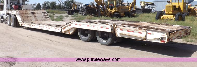 image for item I8481 1984 Wilson MovAll hydraulic trailer