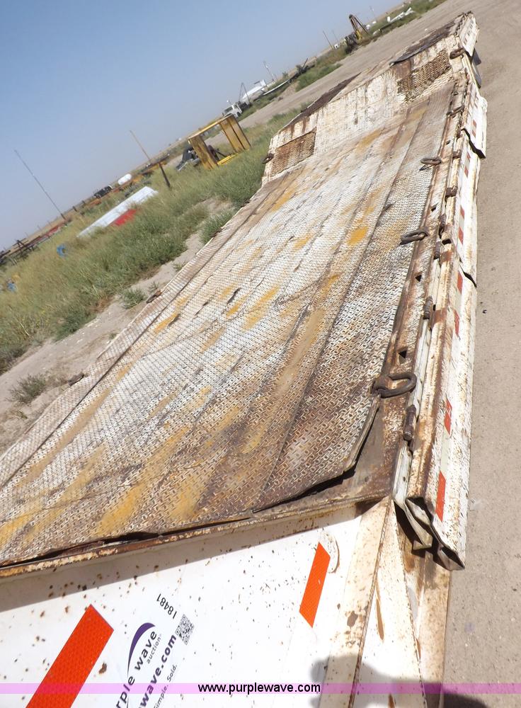 image for item I8481 1984 Wilson MovAll hydraulic trailer