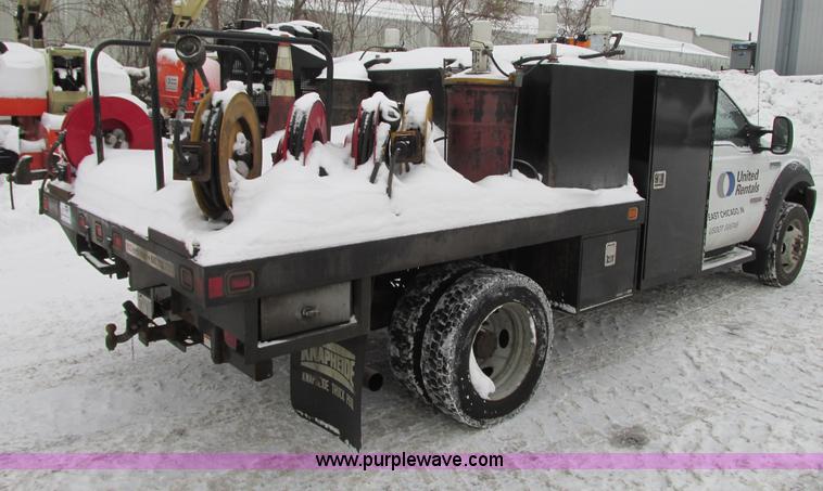 image for item G9180 2007 Ford F550 service truck