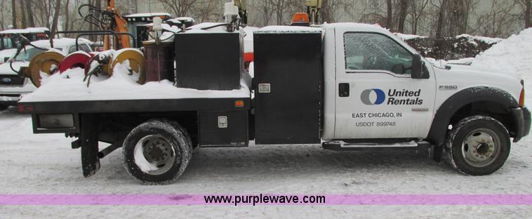image for item G9180 2007 Ford F550 service truck