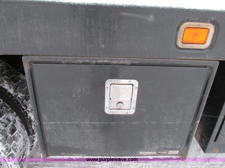 image for item G9180 2007 Ford F550 service truck